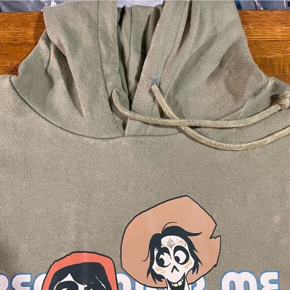 Disney Coco Remember Me Lightweight Hoodie Large NWT - Picture 7 of 14
